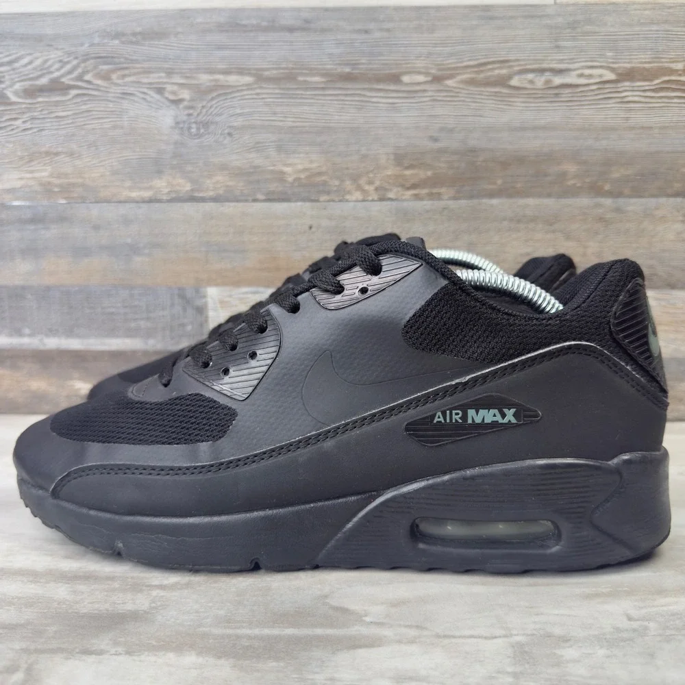 Nike Air Max 90 Ultra 2.0 Essential Triple Black Mens sz 10 Sneakers 875695-002